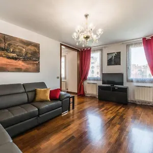 Rialto With Canal Grande View Apartment Venice