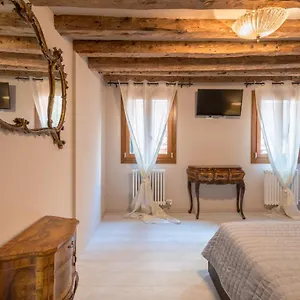 Andrea Flat 3rd Floor Apartment Venice