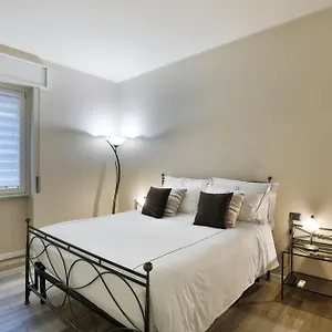  Apartment Dante